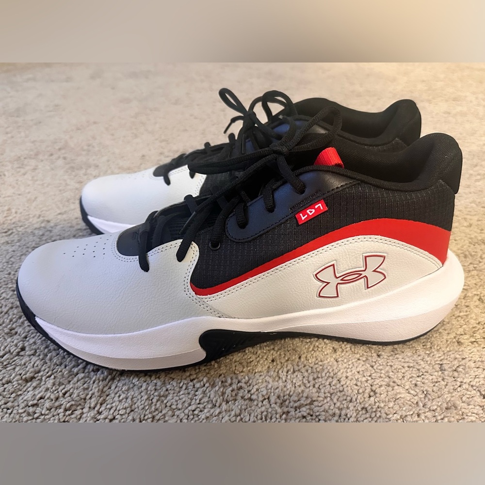 Under Armour Shoes- Men’s *Like New